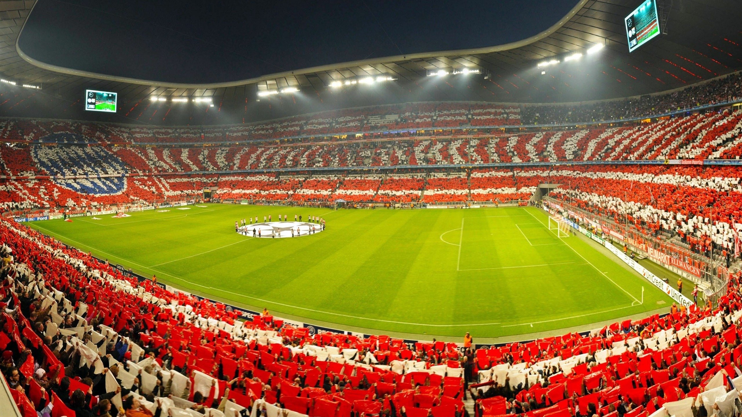 熊猫体育app-冰火交织，从美加墨世界杯焦点战到热火绝杀76人的体育启示