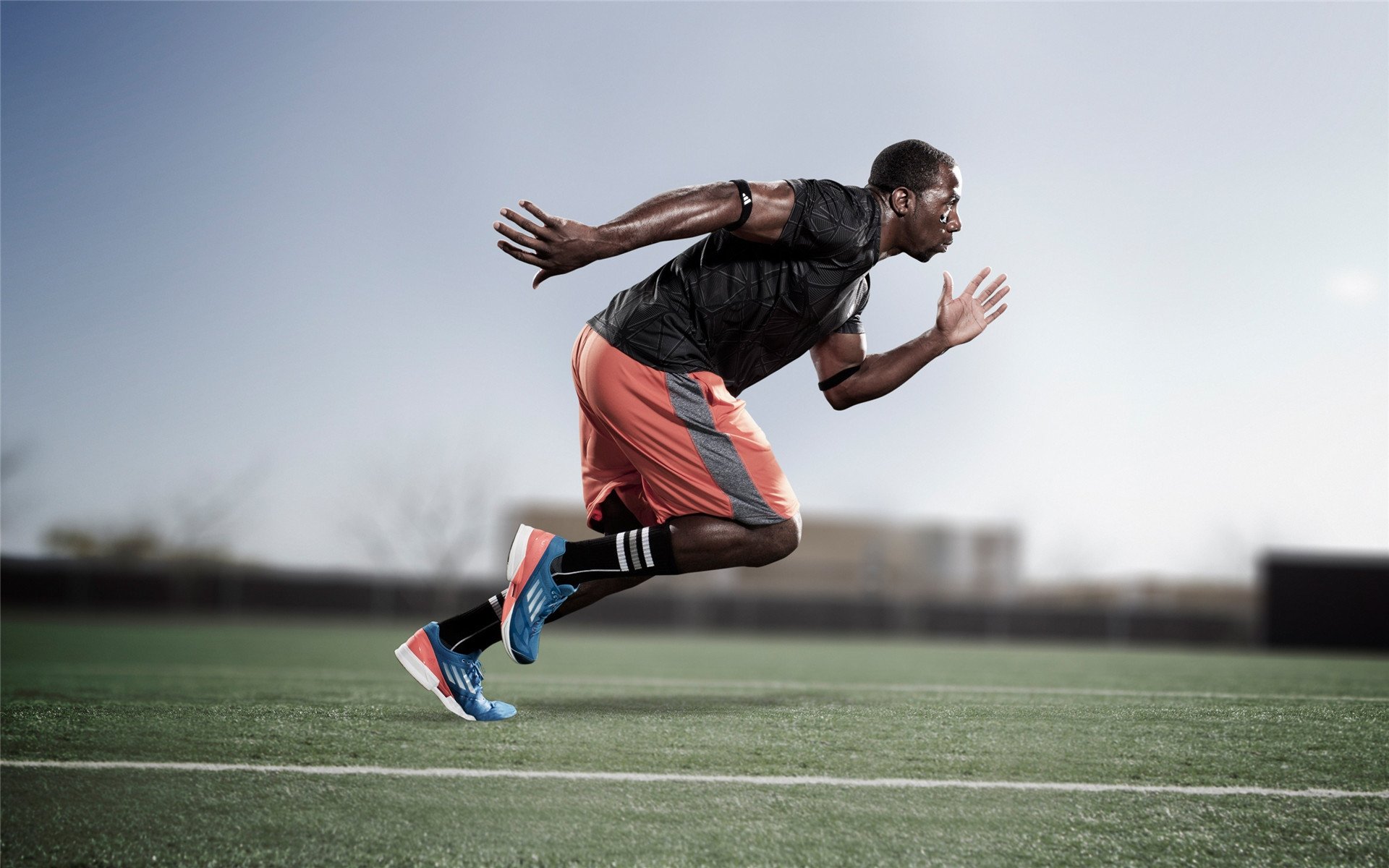 世界杯之夜，姆巴佩关键战不手软，法国挺进八强